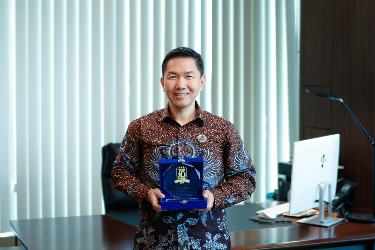 Bank Danus kembali raih BPR Berpredikat Bintang 5 Kategori BPR Beraset di atas Rp100 Miliar ke atas yang tumbuh pesat selama 3 tahun dalam ajang The Finance Top 100 BPR 2026